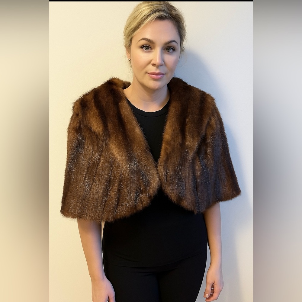 Vintage Real Fur Cape – Handcrafted Chestnut Brown Shawl, Old Hollywood Glamour